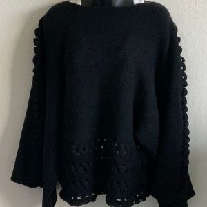 Black bat sleeves sweater